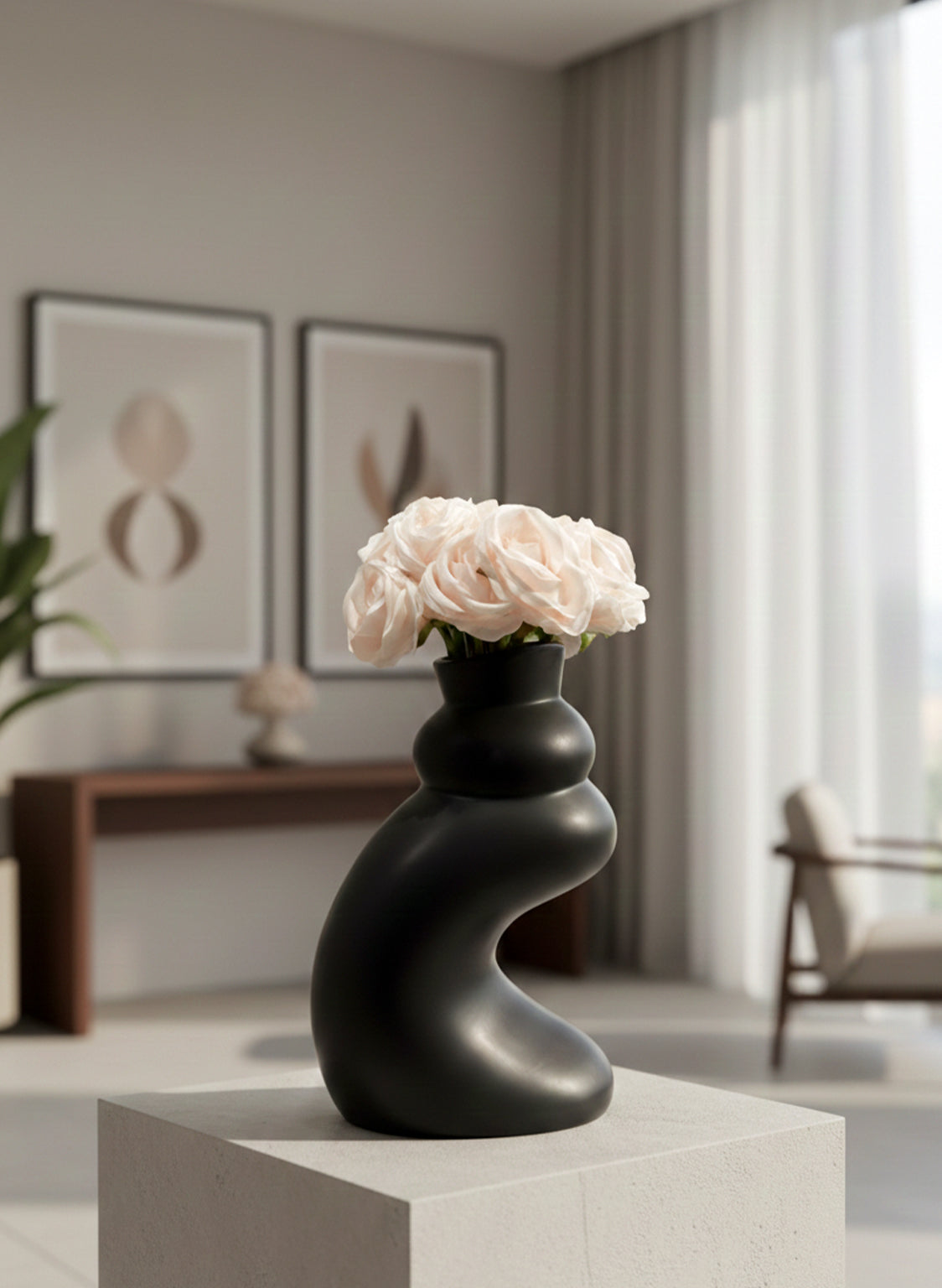 Soft Curve Ceramic Vase